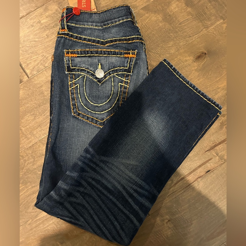 Men’s dark wash True Religion jeans! New with tags!